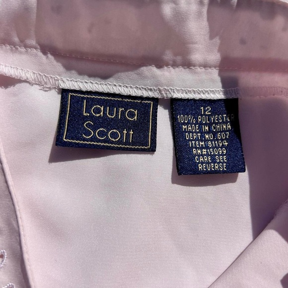 Laura Scott vintage 80s light pink pastel button up bouse with floral cutouts - Picture 5 of 5